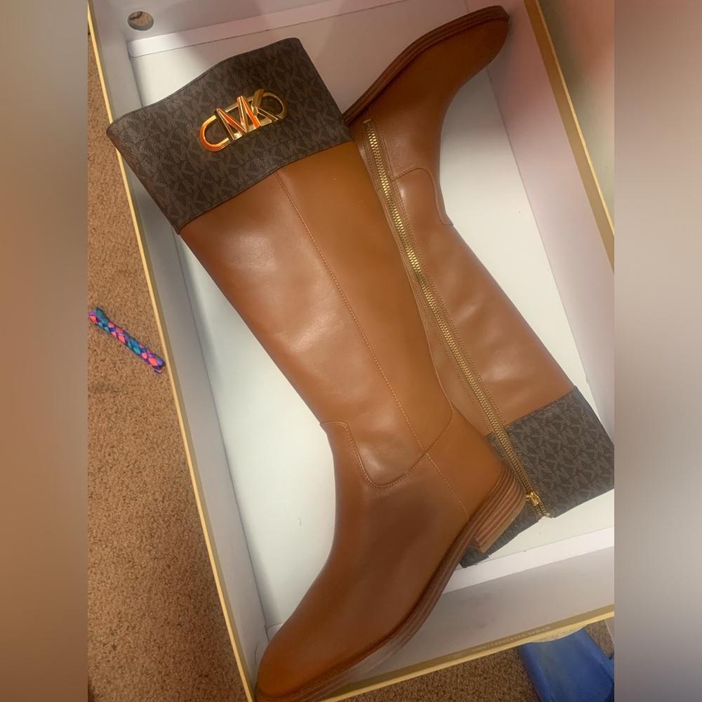 Michael Kors never worn boots